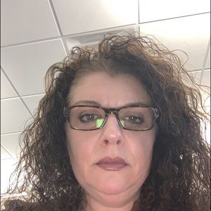 Meet your Posher, Ana